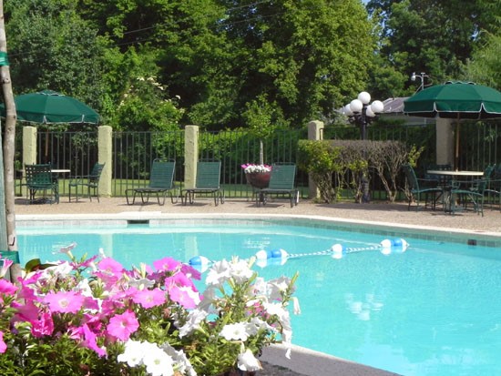 Alexis Park Apartments